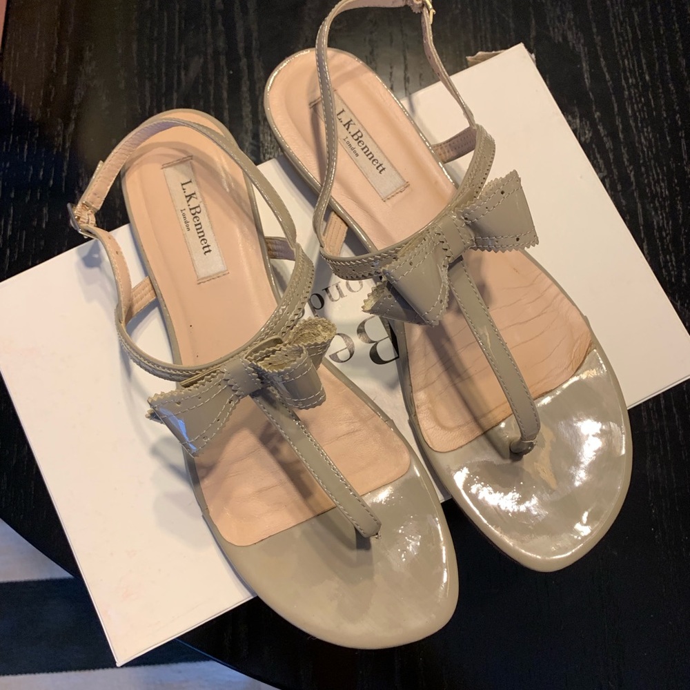 L.K. Bennet Bondi Sandal in Clay size 40